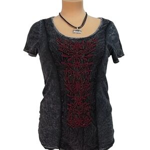 Embroidered Top Short Sleeve Acid Wash Gray Burgundy Floral Boho Womens Large‎